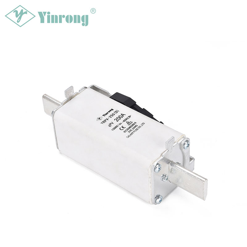 ¿Por qué es esencial el enlace fusible fotovoltaico solar NH1XL de 1000 VCC 250 A para la protección moderna de la energía solar?
