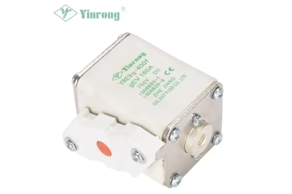 ¿Por qué es esencial el fusible EVSE y automotriz para vehículos eléctricos YREVq-400f de 750 V y 400 A para una protección confiable de vehículos eléctricos de alto voltaje?